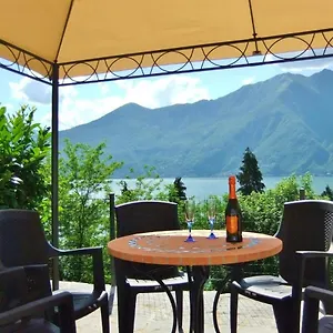 Casa Le Palme Ferienhaus Pino Lago Maggiore